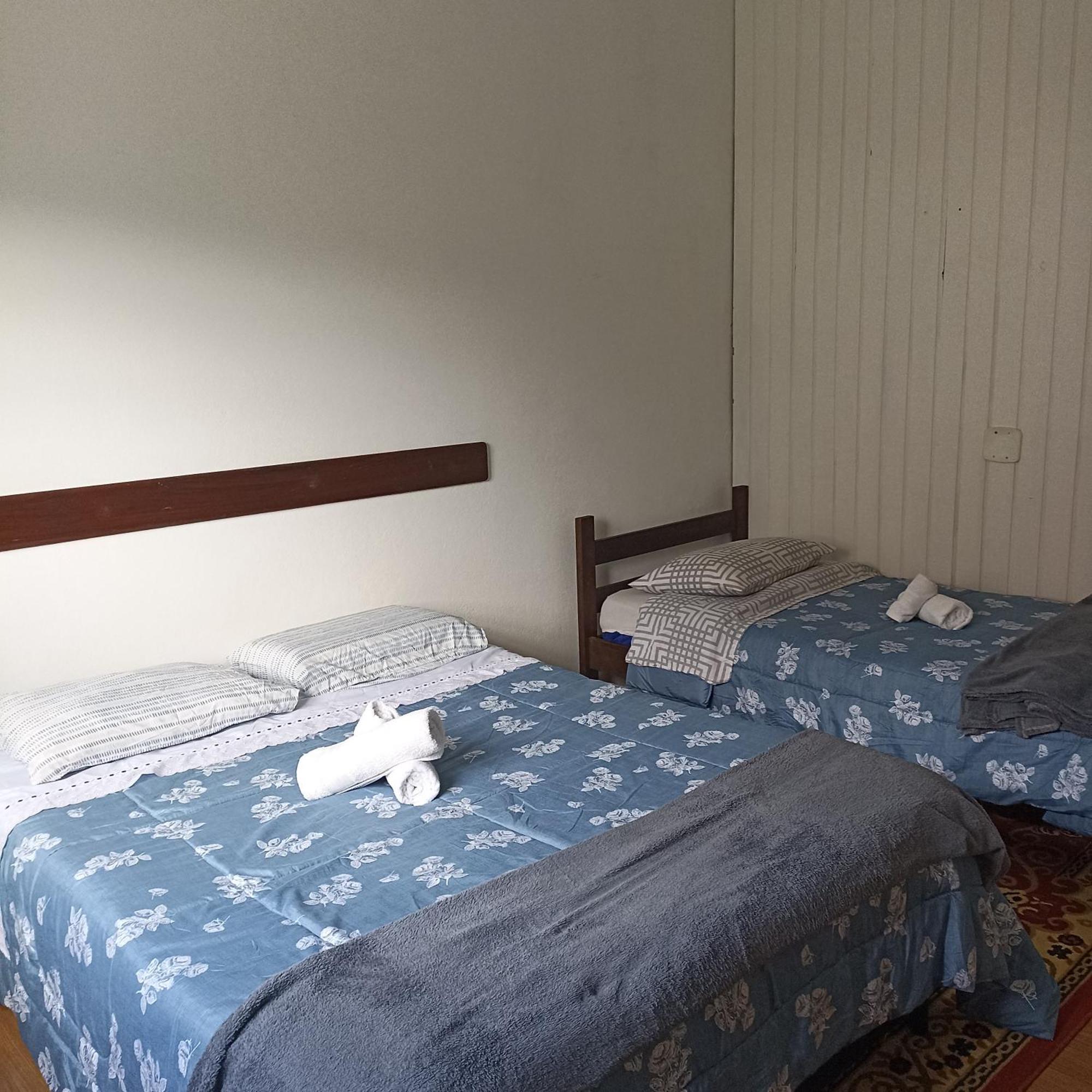 Апартаменти Quartos Para Hospedagem Da Casa Amarela Кампус-ду-Жордан Екстер'єр фото