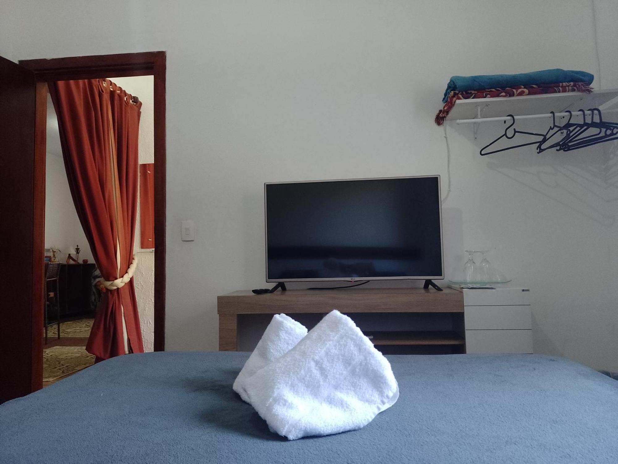 Апартаменти Quartos Para Hospedagem Da Casa Amarela Кампус-ду-Жордан Номер фото